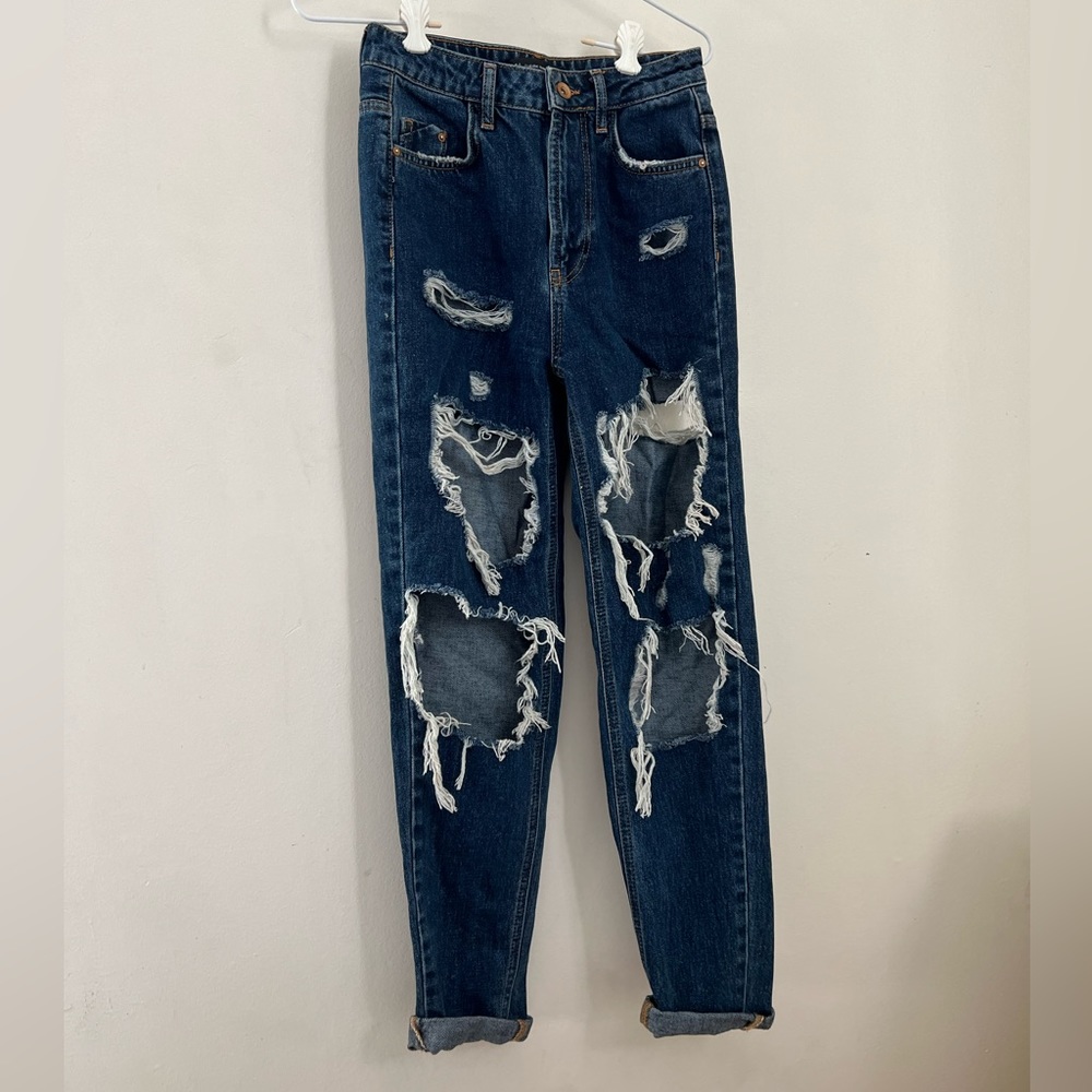 Zara distressed mom fit denim, size 00